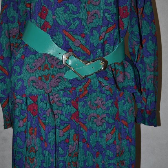 COUNTRY CASUALS PURE NEW WOOL GREEN , PURPLE , RED SKIRT SET SIZE 10 / 12/ 34 - Picture 10 of 11